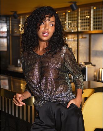 Blouse drapée chic noir
