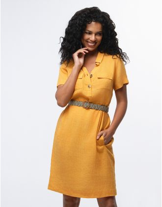 Robe en lin ocre