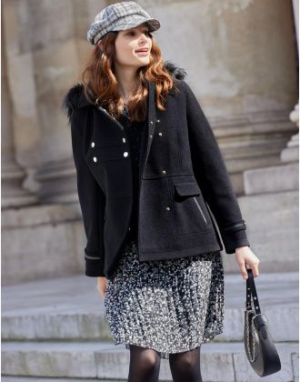 Manteau noir capuche