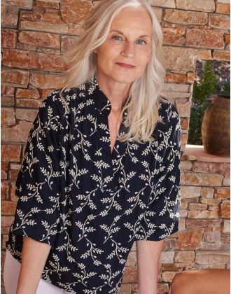 Blouse brodée bleu marine