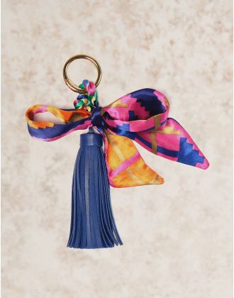 Porte clé pompon bleu