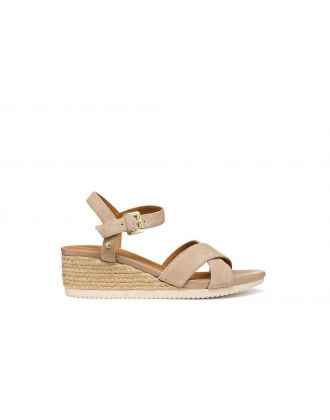Sandales talon cuir beige