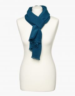 Foulard bleu plissé