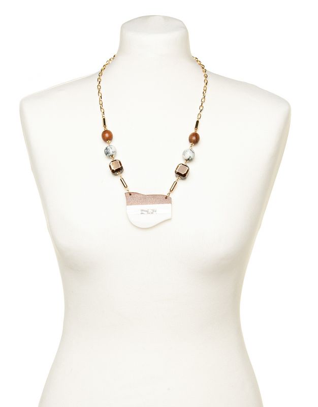 Collier doré perles