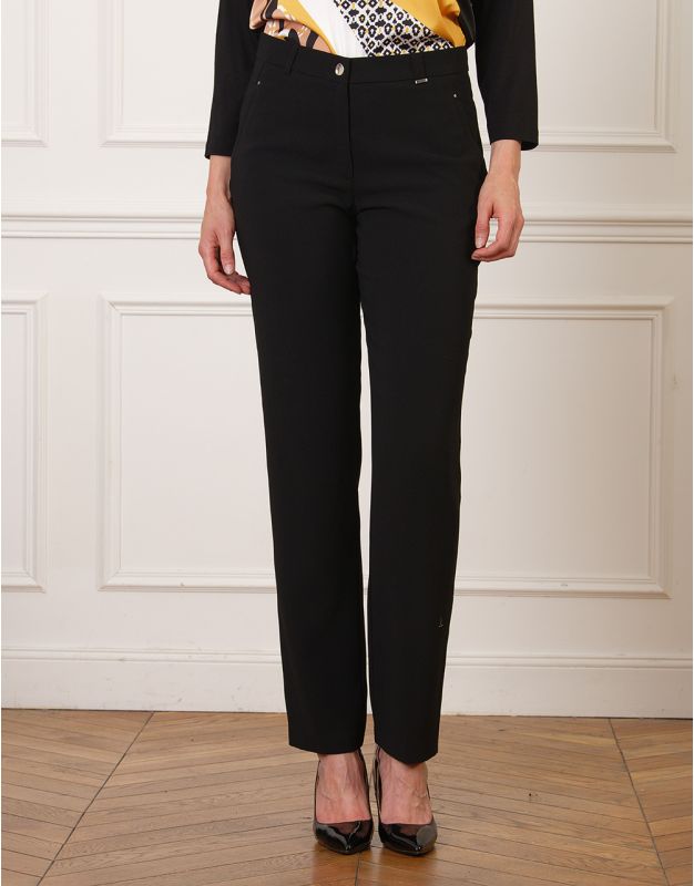 Pantalon droit noir crêpe