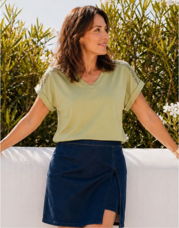 T-shirt dentelle kaki