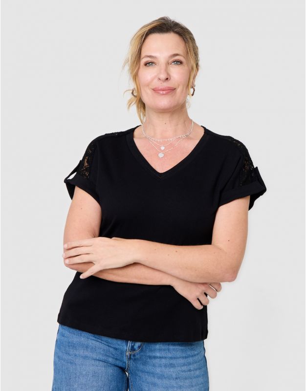 T-shirt dentelle noir