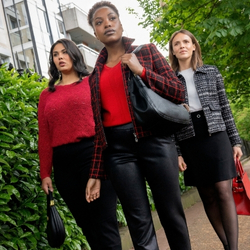 Tenue de mariage pour femme : robe ou tailleur ? Tenue de mariage pour femme : robe ou tailleur ?